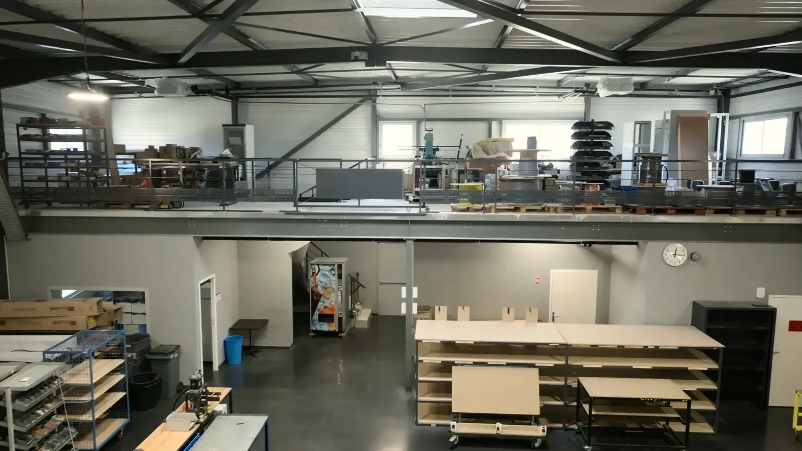 L’atelier annexe et sa mezzanine.